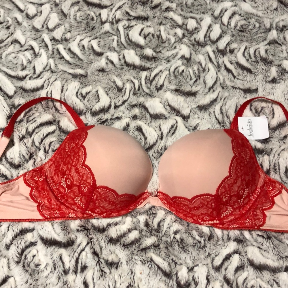 Lace bra
